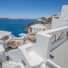 Santorini, Greece – Cliffside Elegance